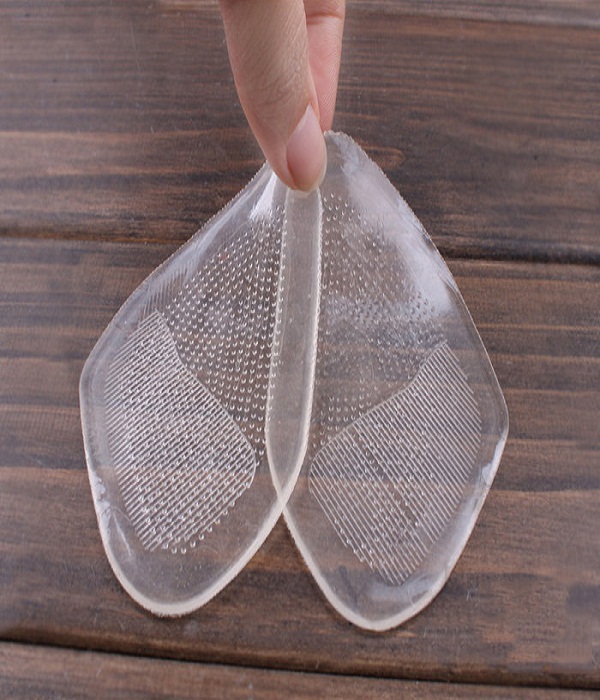 Mách nhỏ cách để đi giày cao gót không bị đâu chân, cho các nàng tự tin tiến bước